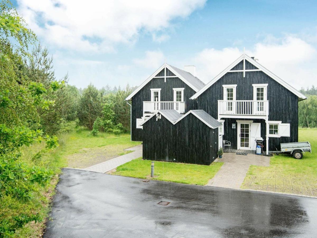 8 Person Holiday Home In Gjern Экстерьер фото