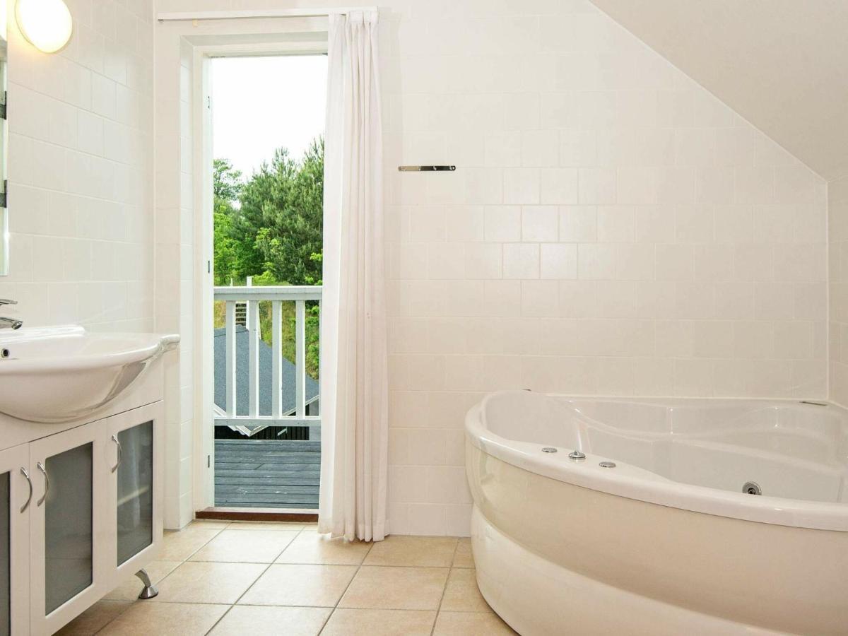 8 Person Holiday Home In Gjern Экстерьер фото